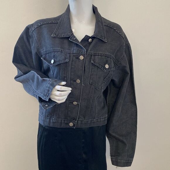 Watch LA Vintage 90s Women's Washed Black Oversized Denim Jean Jacket - Picture 5 of 6